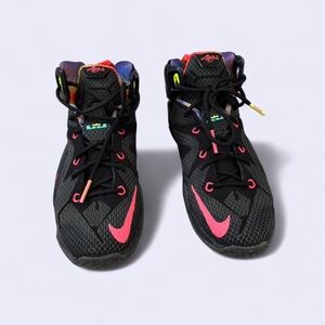 Nike LeBron 12 Instinct - Youths 5